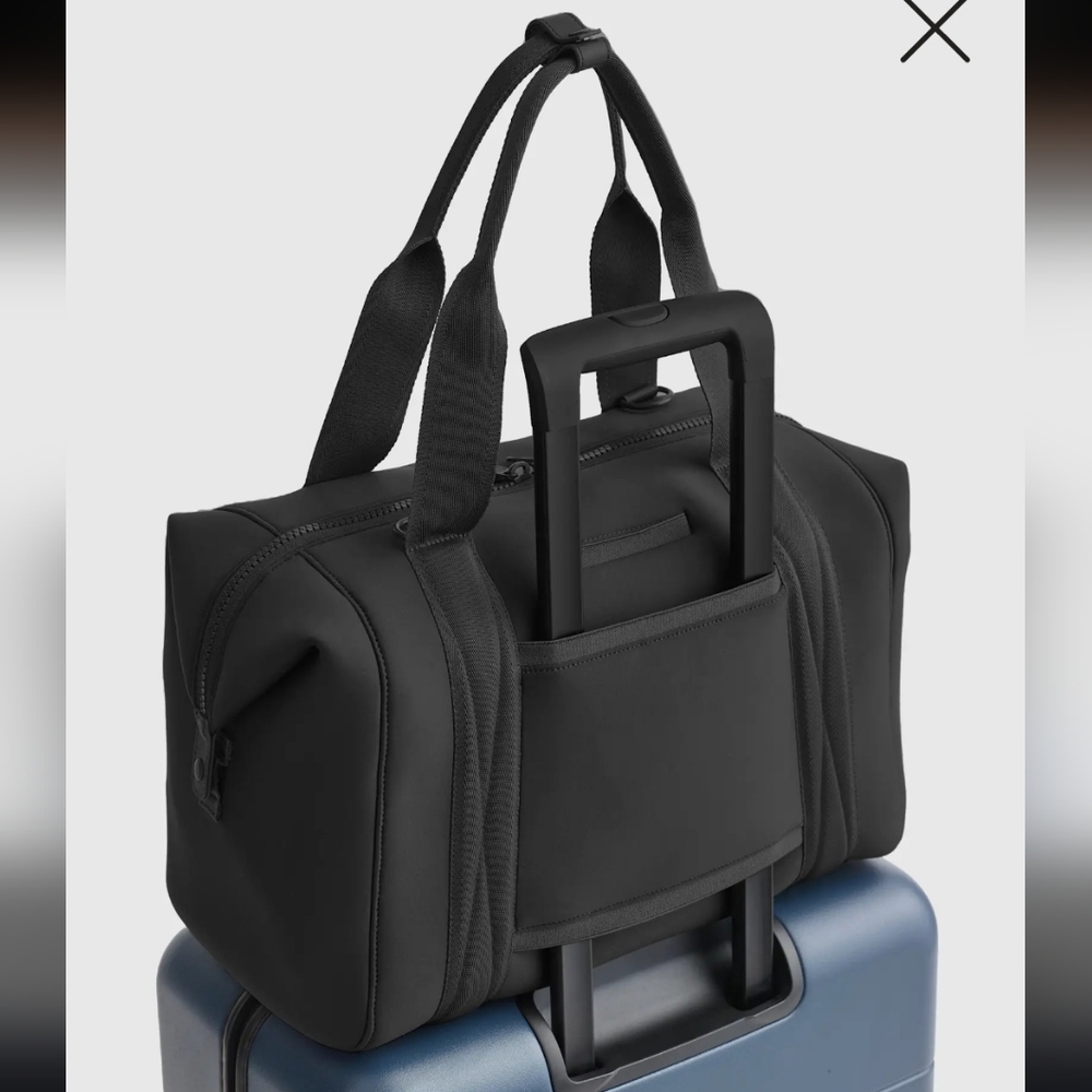 Quince All-Day Neoprene Tote Travel Bag - Picture 2 of 10